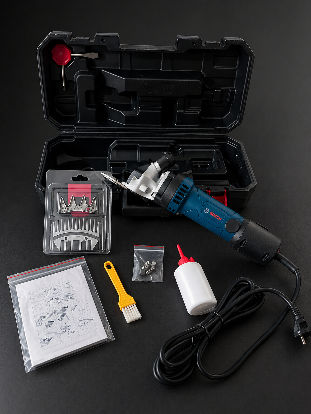 Tondeuse mouton 🐑 BOSCH  3800w avec lame gratuit